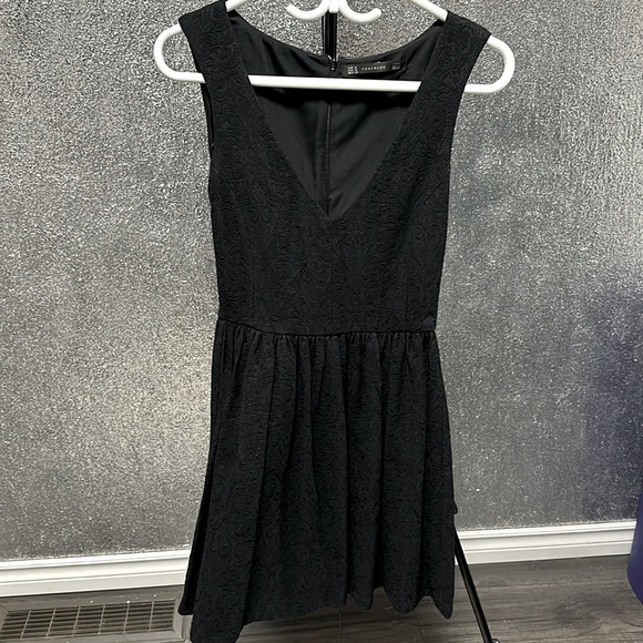 Trafaluc by Zara - Black Lace Skater Dress - Picture 1 of 6